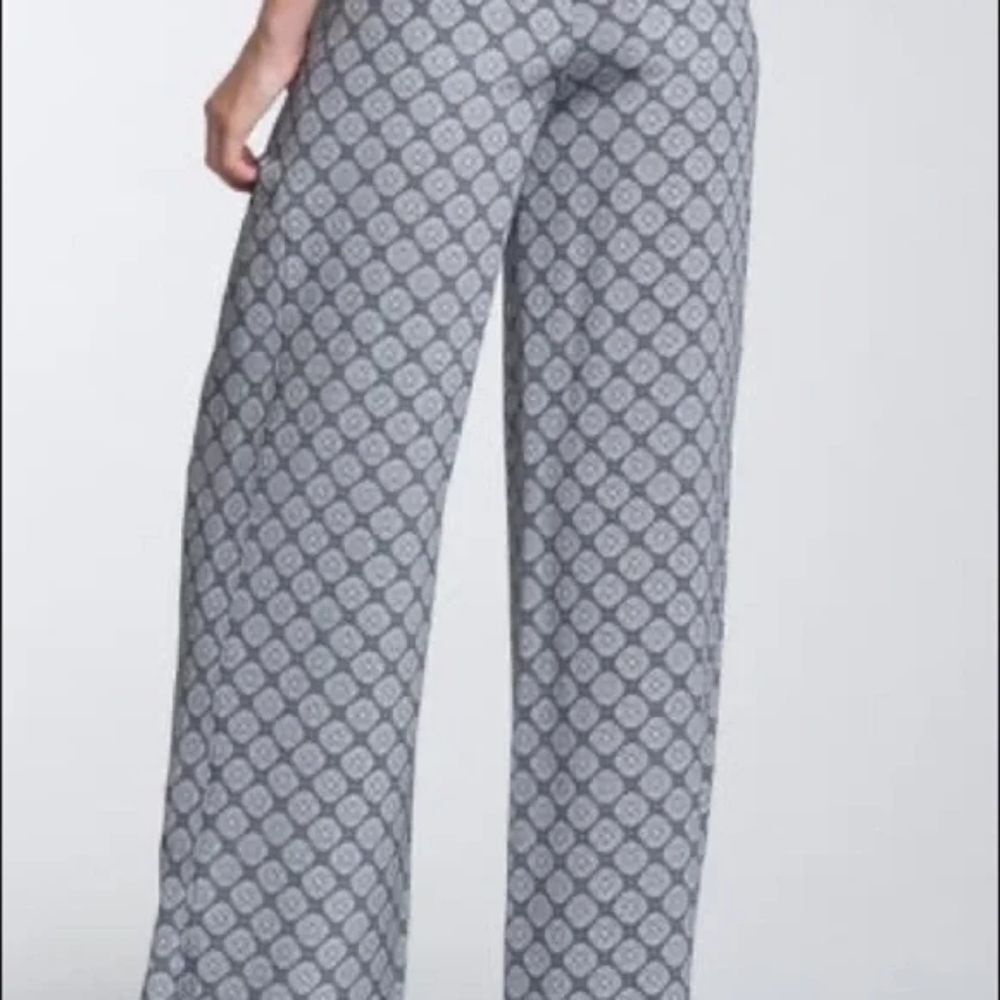 Vince Printed 100% Silk Tapered Pants